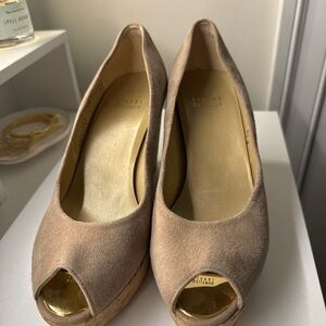 STUART WEITZMAN PEEP TOE WEDGES